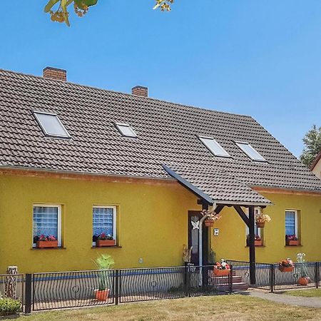 Nice Home In Neu Zauche Ot Caminche With Wifi Caminchen Eksteriør bilde